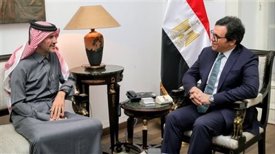 وزير الثقافة يلتقي سفير قطر بالقاهرة لتعزيز التعاون الثقافي وبحث استعدادات 
