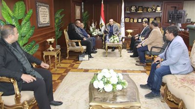 محافظ بني سويف ونقابة المهندسين يتفقان على دعم المشروعات التنموية