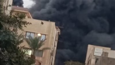 الدفع بـ7 سيارات إطفاء للسيطرة على حريق بمصنع في العبور بمحافظة القليوبية 