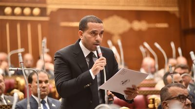 محمد زكي يشيد بكلمة الرئيس في منتدى دافوس: رؤية واضحة لمستقبل الشرق الأوسط