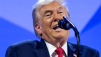 ترامب: بوتين أبلغني أنه لم يصدق أنني قمت بحل الصراع بين أرمينيا وأذربيجان