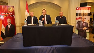 وزير العمل يفتتح ندوة توعوية بالقاهرة حول أحكام تشغيل المرأة والطفل 