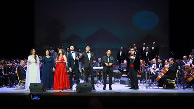 نجوم أوبرا الأسكندرية ترسم بصمات الموجى بقيادة علاء عبد السلام فى سيد درويش