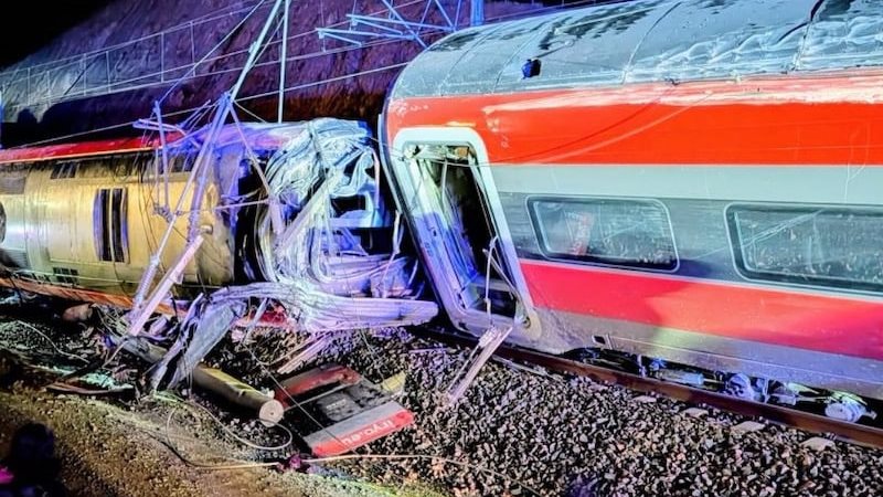 حادث قطار إسبانيا