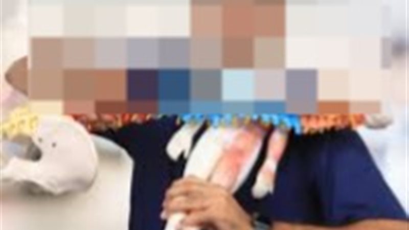 الدكتور أحمد أبو