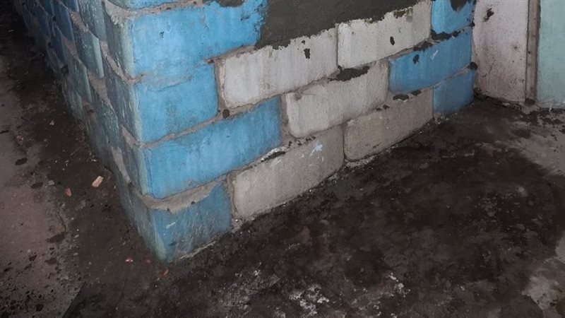 إغلاق فتحة أسفل كوبري