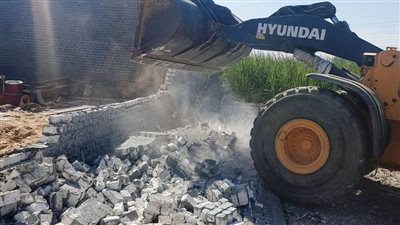 ضمن الموجة الـ28.. إزالة 361 حالة تعدٍّ على الأراضي الزراعية بسوهاج