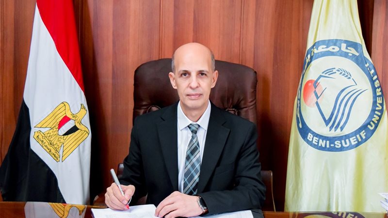 الدكتور طارق علي