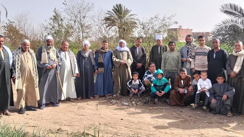 أهالى ومزارعى الحمام