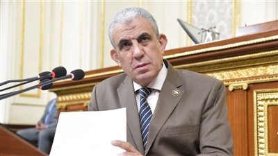 أمين العمال بـ