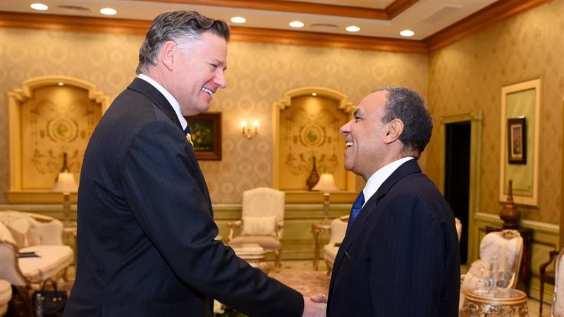 وزير الخارجية ونائب