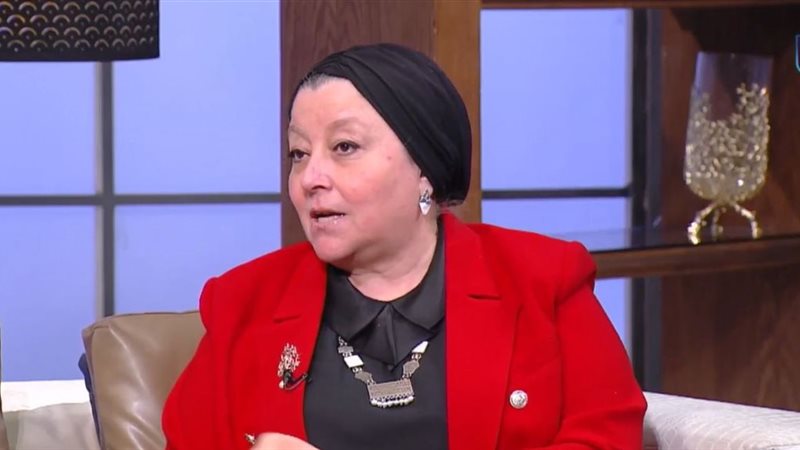 الدكتورة منال عمر