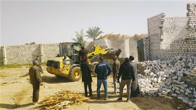أسيوط: إزالة 11 حالة تعدٍ على الأراضي الزراعية والمباني المخالفة في 3 مراكز
