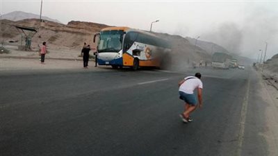 العناية الإلهية تنقذ ركاب أتوبيس من 