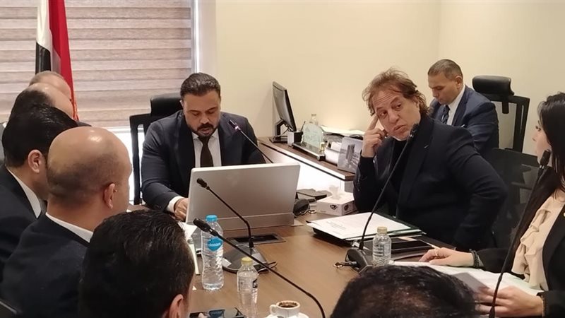 اجتماع لجنة الشباب