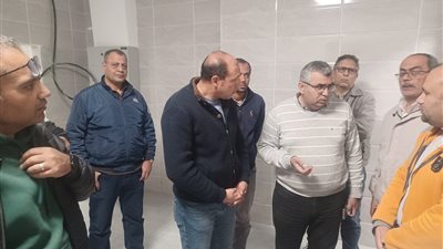 مساعد وزير الصحة يتفقد مشروع مستشفى العبور بنسبة تنفيذ 98%