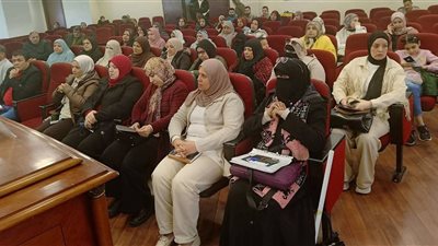 ندوة موسعة بدمياط لتثقيف المواطنين بحقوقهم وواجباتهم في التجارة الإلكترونية