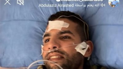 والد مؤمن زكريا لـ نيوز رووم : ابني بخير وخرج من المستشفى