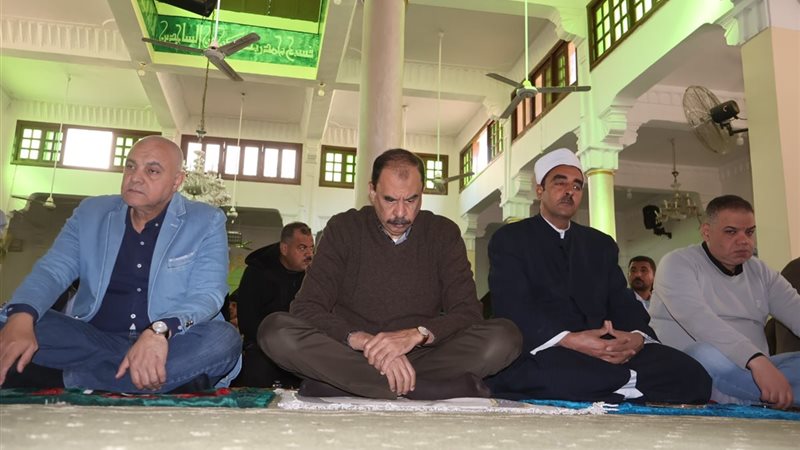 محافظ سوهاج يؤدي