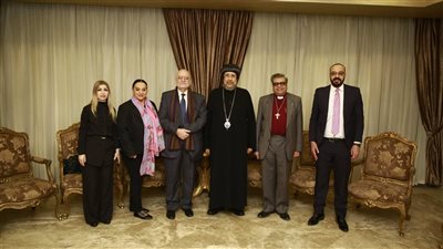 الأنبا إرميا يستقبل الأمين العام لمجلس كنائس الشرق الأوسط البروفسور ميشال عبس