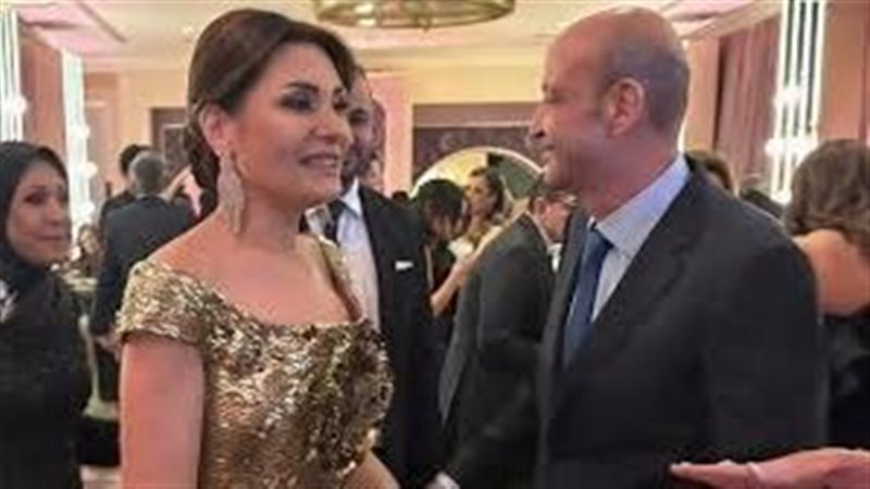 الإعلامي عمرو أديب