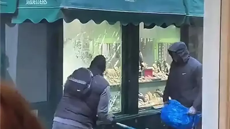 صورة من الحادث 
