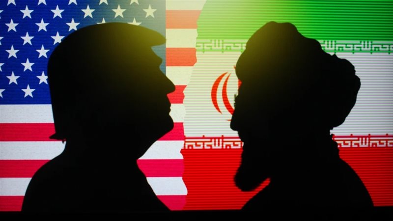 ترامب وخامنئي 