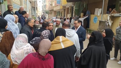 محافظ الدقهلية في جولة على مخابز المنصورة ويشدد على عدم تجميع البطاقات