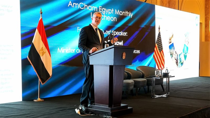 كريم بدوي وزير البترول