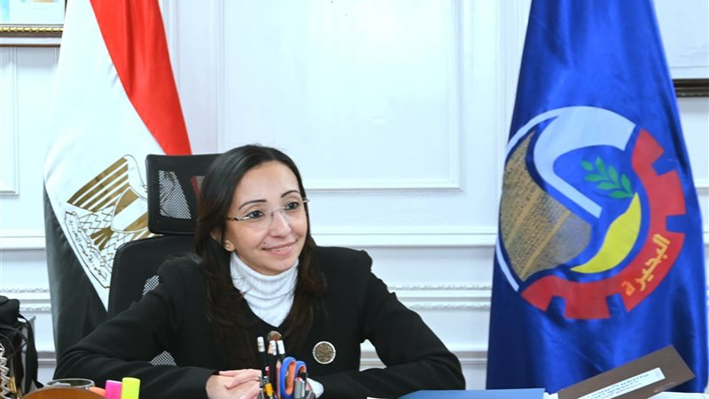 محافظ البحيرة تستقبل