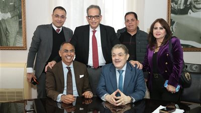 ديمقراطية‭ ‬بيت‭ ‬الأمة.. ‮«‬البدوى‮»‬: ‬يدا‭ ‬بيد‭ ‬لإعلاء‭ ‬مصلحة‭ ‬الوفد