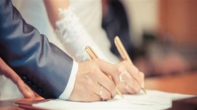 حكم اشتراط المنقولات الزوجية للزوجة في عقد الزواج.. الدكتور علام يوضح