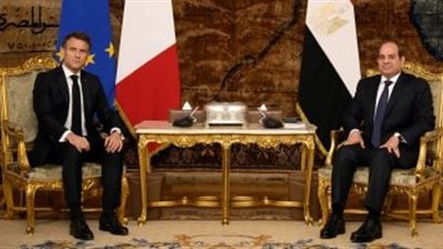 الرئيس السيسي والرئيس الفرنسي يشهدان توقيع اتفافيات وزارة الصحة