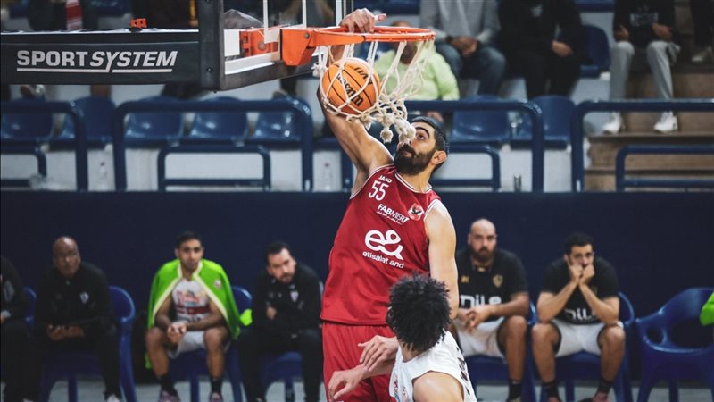 عمر طارق لاعب كرة