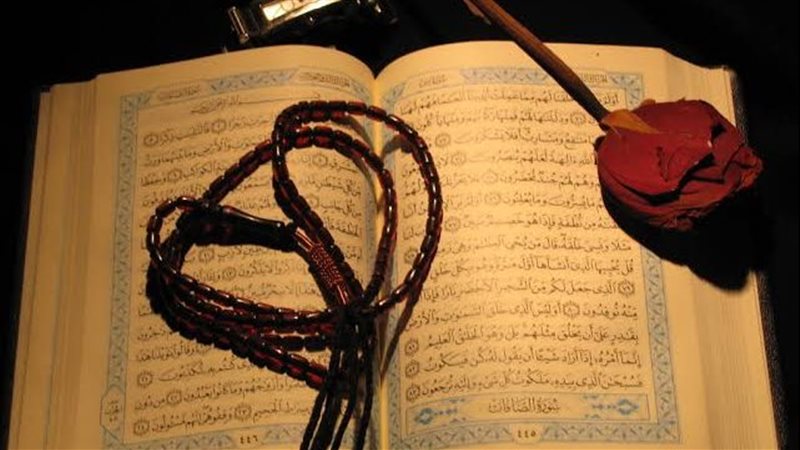 كيف يتحدث أهل النار