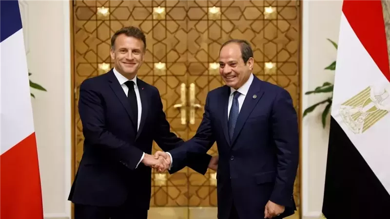 الرئيسان السيسي وماكرون