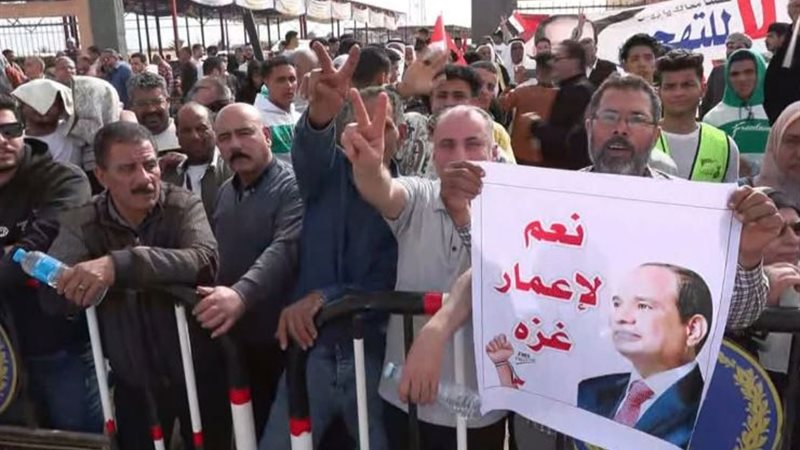 المصريين يحتشدون