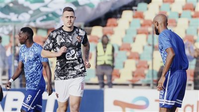 التعادل السلبي يفرض نفسه على الشوط الأول لمباراة الأهلي والهلال السوداني