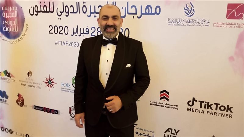 الفنان محسن منصور