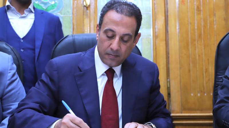 عمر هريدي