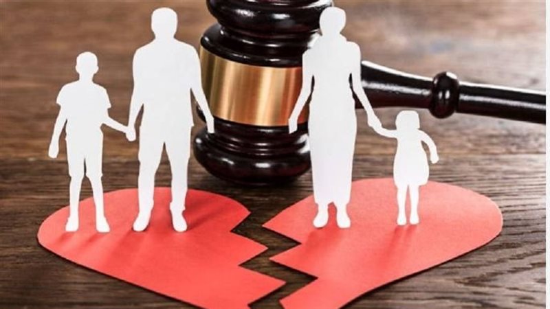 المرأة المطلقة ضحية