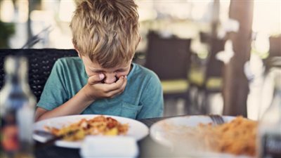 ضوابط الطهي لتفادي التسمم الغذائي.. كيف تحمي نفسك من الخطر الصامت؟