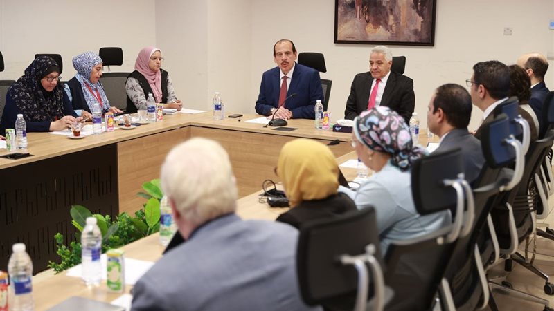 نائب وزير الصحة عمرو