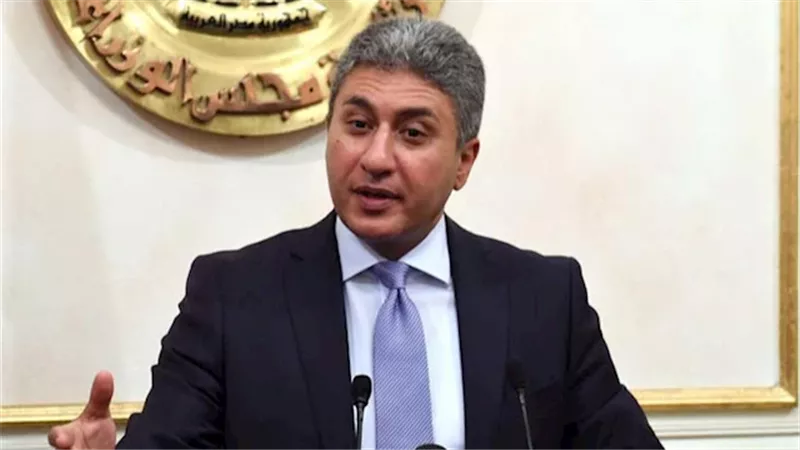 شريف فتحي وزير السياحة