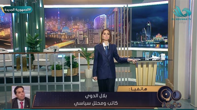 الكانب ومحلل السياسي