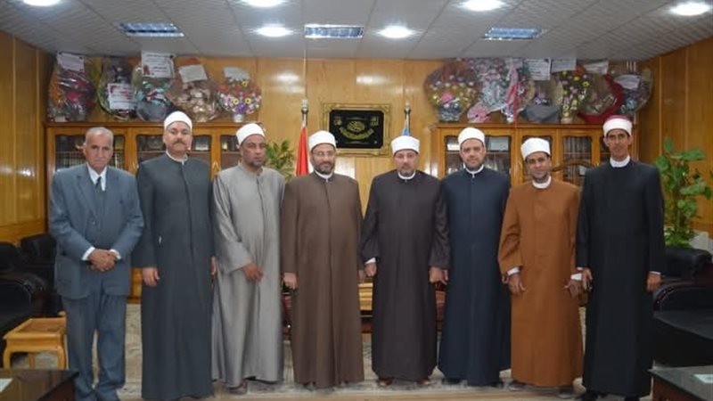 اجتماع اللجنة العليا