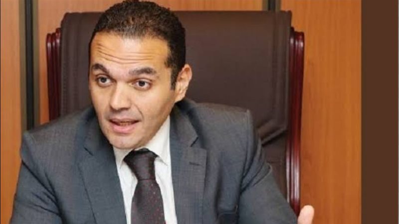 الدكتور مدحت نافع