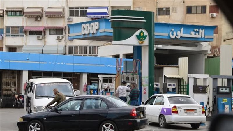 هدوء بمحطات الوقود
