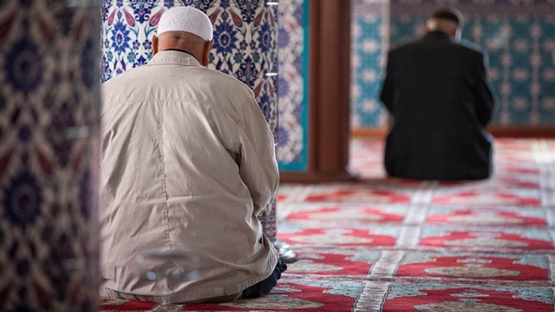 هل تجوز صلاة الجمعة