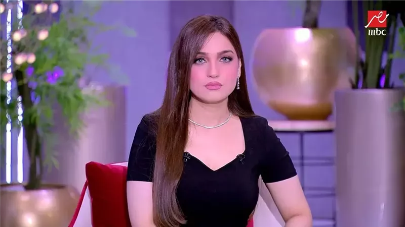 الإعلامية ياسمين